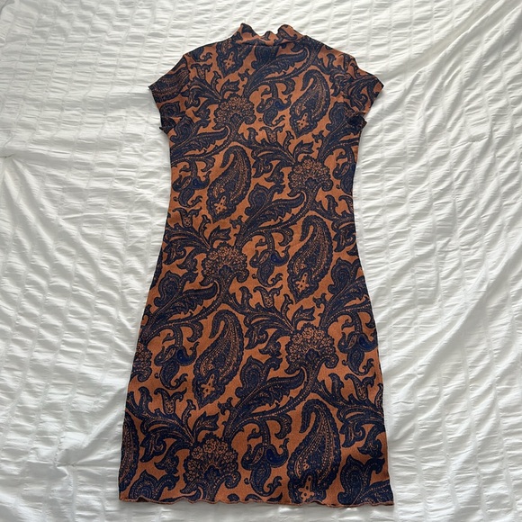 Urban Outfitters Paisley Mock Neck Dress - Picture 3 of 4